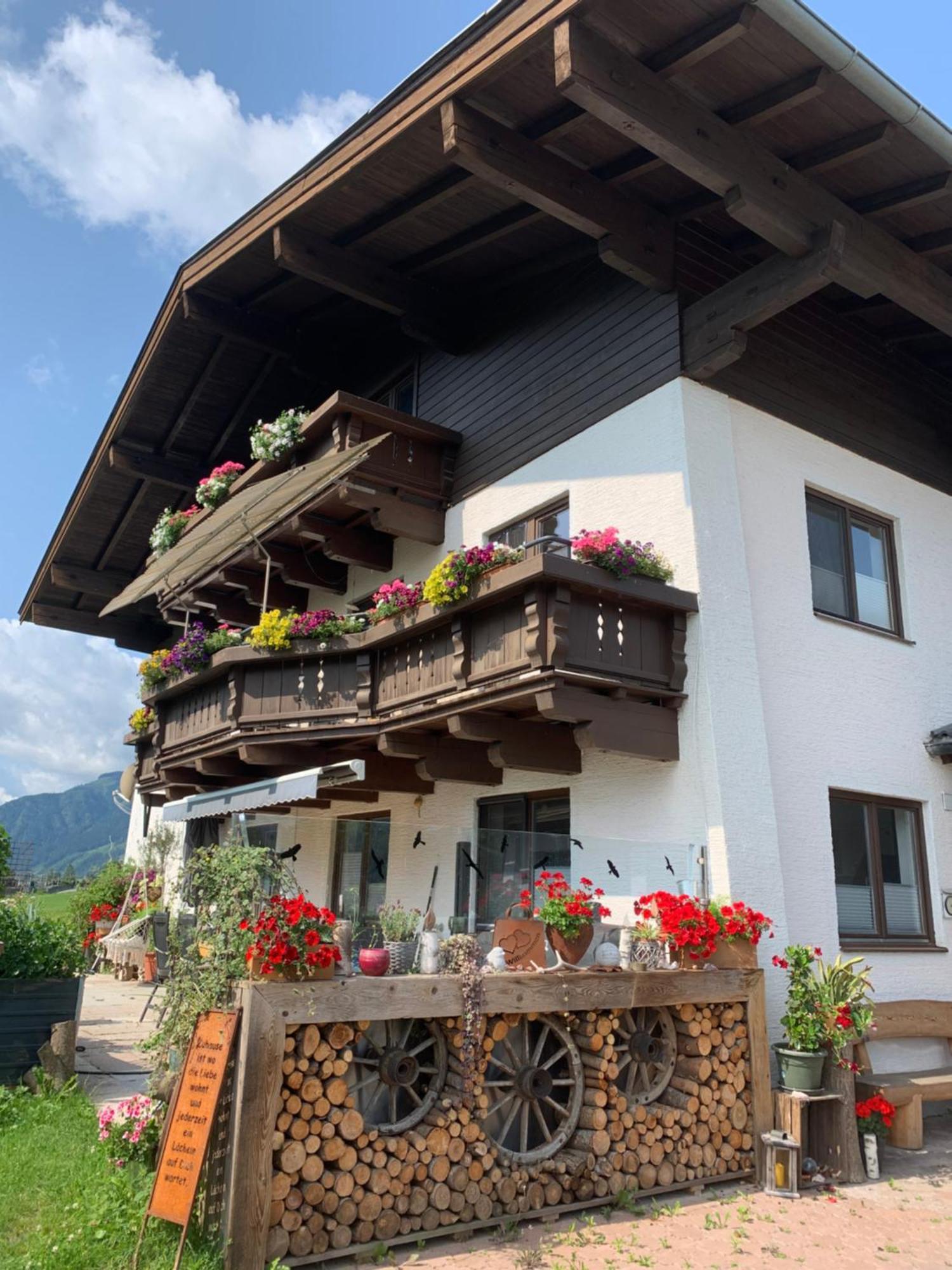 Ferienwohnung Bergblick Saalfelden Exterior foto